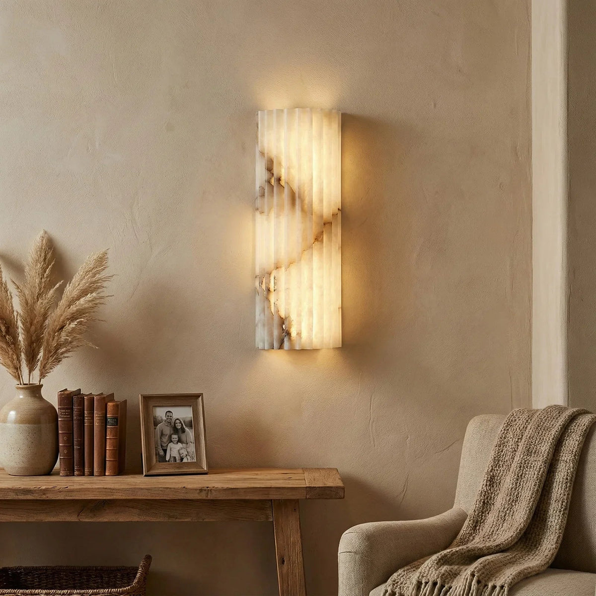 Sculpted Alabaster Wall Light – Brass Frame, Integrated LED