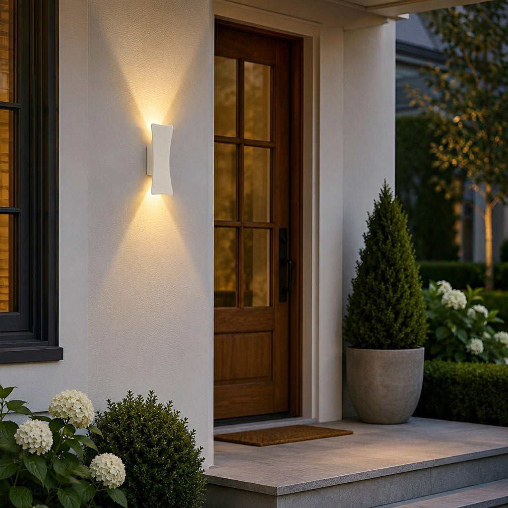 Arc Up-and-Down Outdoor Wall Light – Black Aluminium, IP65, 10W LED, H 24cm