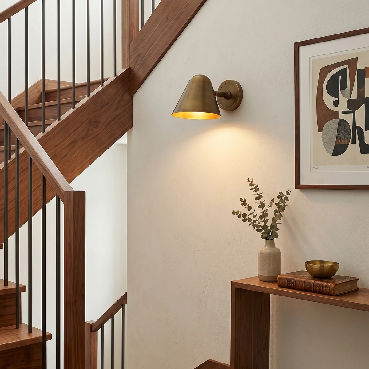Ballstonn Wall Light – Brushed Brass – Focused Light, GU10 Cap, Dia. 13.5cm