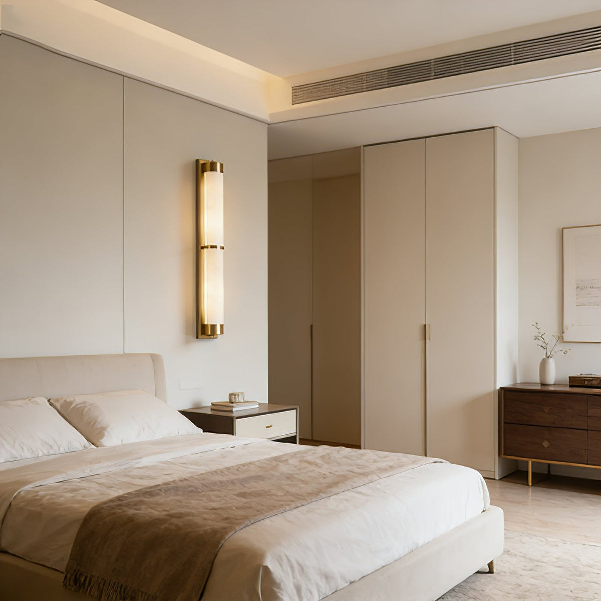 Cylindra wall light in alabaster and brass
