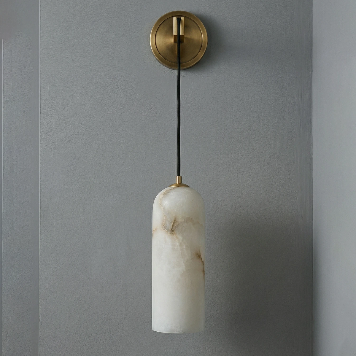 Petra Alabaster Wall Light – Brass Frame, Soft Light, E14