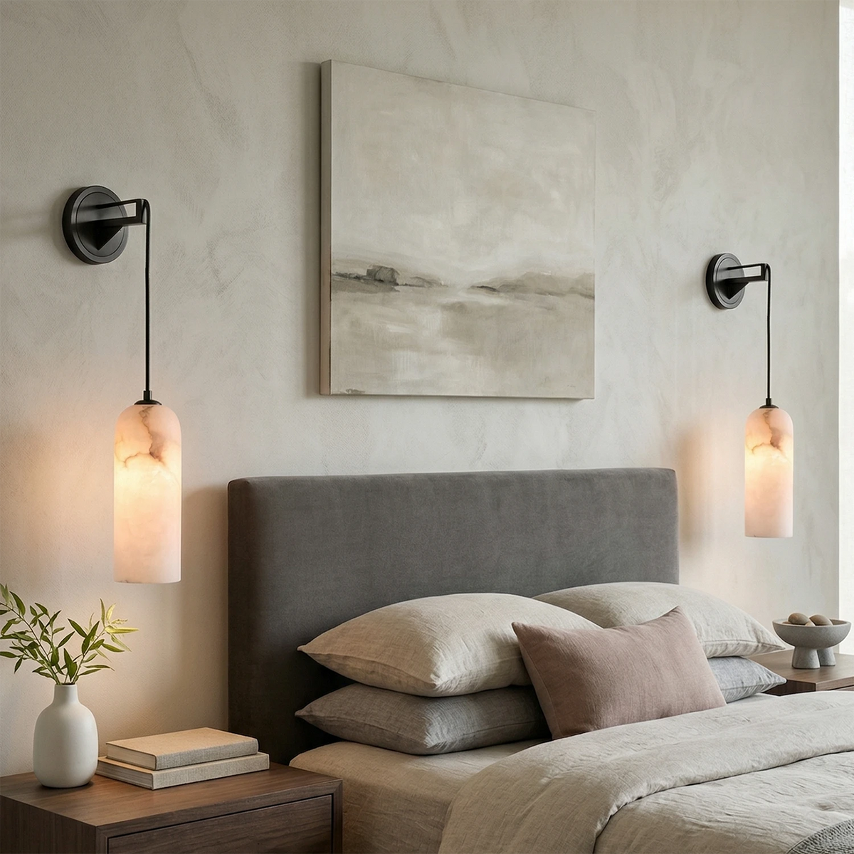 Petra Alabaster Wall Light – Brass Frame, Soft Light, E14