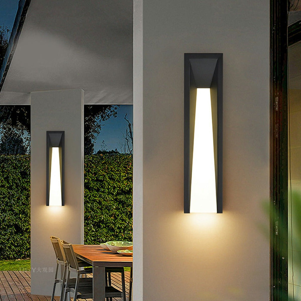 Rusti Lantern Outdoor Wall Light – Black Iron and Acrylic, IP56, 3000K LED, H 52cm