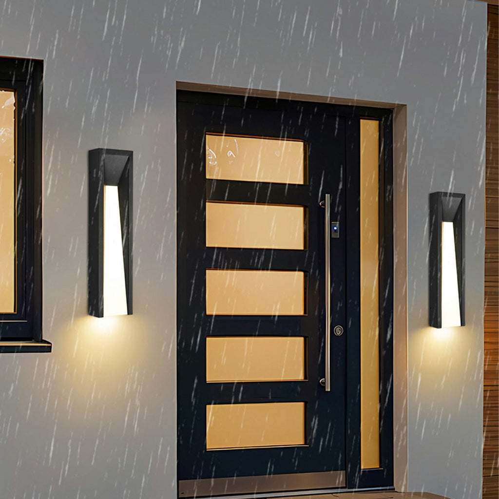 Rusti Lantern Outdoor Wall Light – Black Iron and Acrylic, IP56, 3000K LED, H 52cm