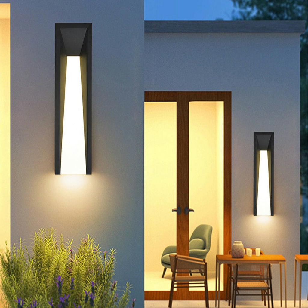 Rusti Lantern Outdoor Wall Light – Black Iron and Acrylic, IP56, 3000K LED, H 52cm
