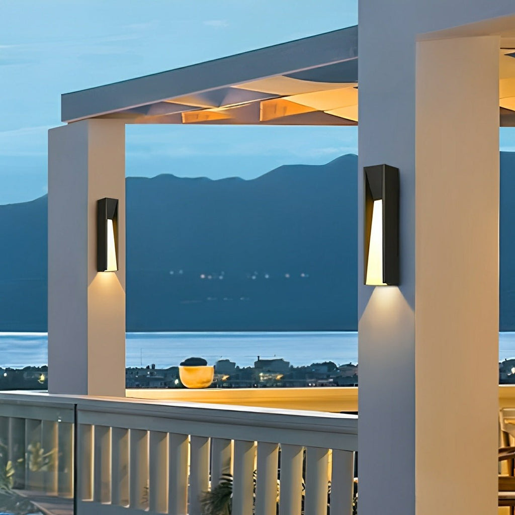 Rusti Lantern Outdoor Wall Light – Black Iron and Acrylic, IP56, 3000K LED, H 52cm