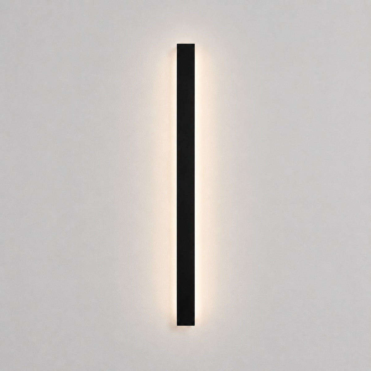 Lumiris LED outdoor wall light, black metal and acrylic bar design, facade, garden and hallway lighting, IP65